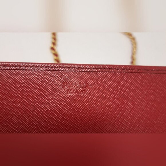 Prada Saffiano Leather Red Gold Detachable Crossbody Strap Wallet on Long Chain - Picture 4 of 16